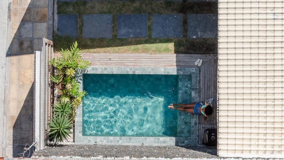 Day, Swimming pool, Swimming pool