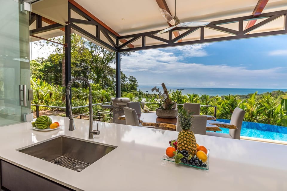 Patio, Day, Natural landscape, Garden, View (from property/room), Balcony/Terrace, Kitchen or kitchenette, Garden view, Pool view, Sea view, Swimming pool