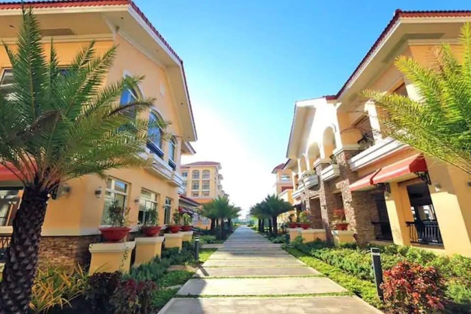 2BR Casa Mia Sanremo Oasis Cebu Apartment in Cebu City