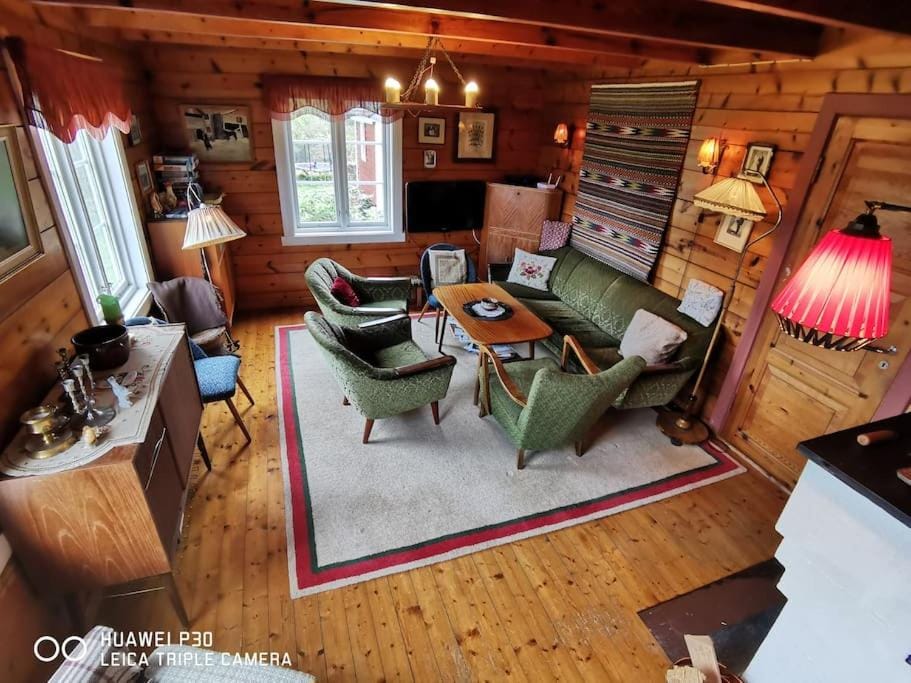 Living room, Seating area, locker