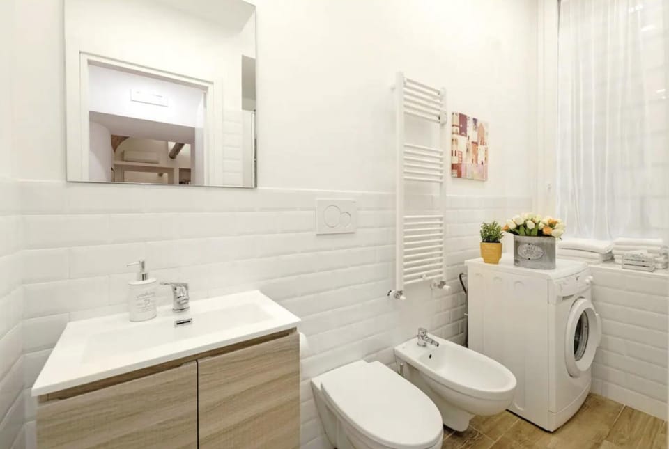 Toilet, Bathroom, bidet, towels
