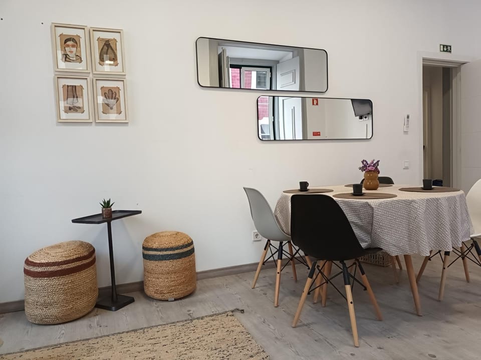 Communal lounge/ TV room, Dining area