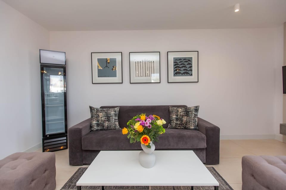 Villa 21 A Apartment in Okrug Gornji