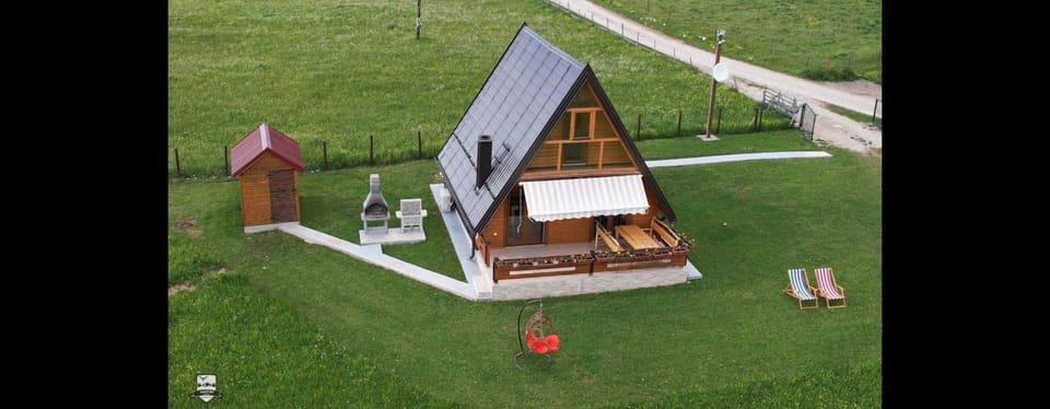 ROMANIJA - Brvnara za odmor House in Federation of Bosnia and Herzegovina