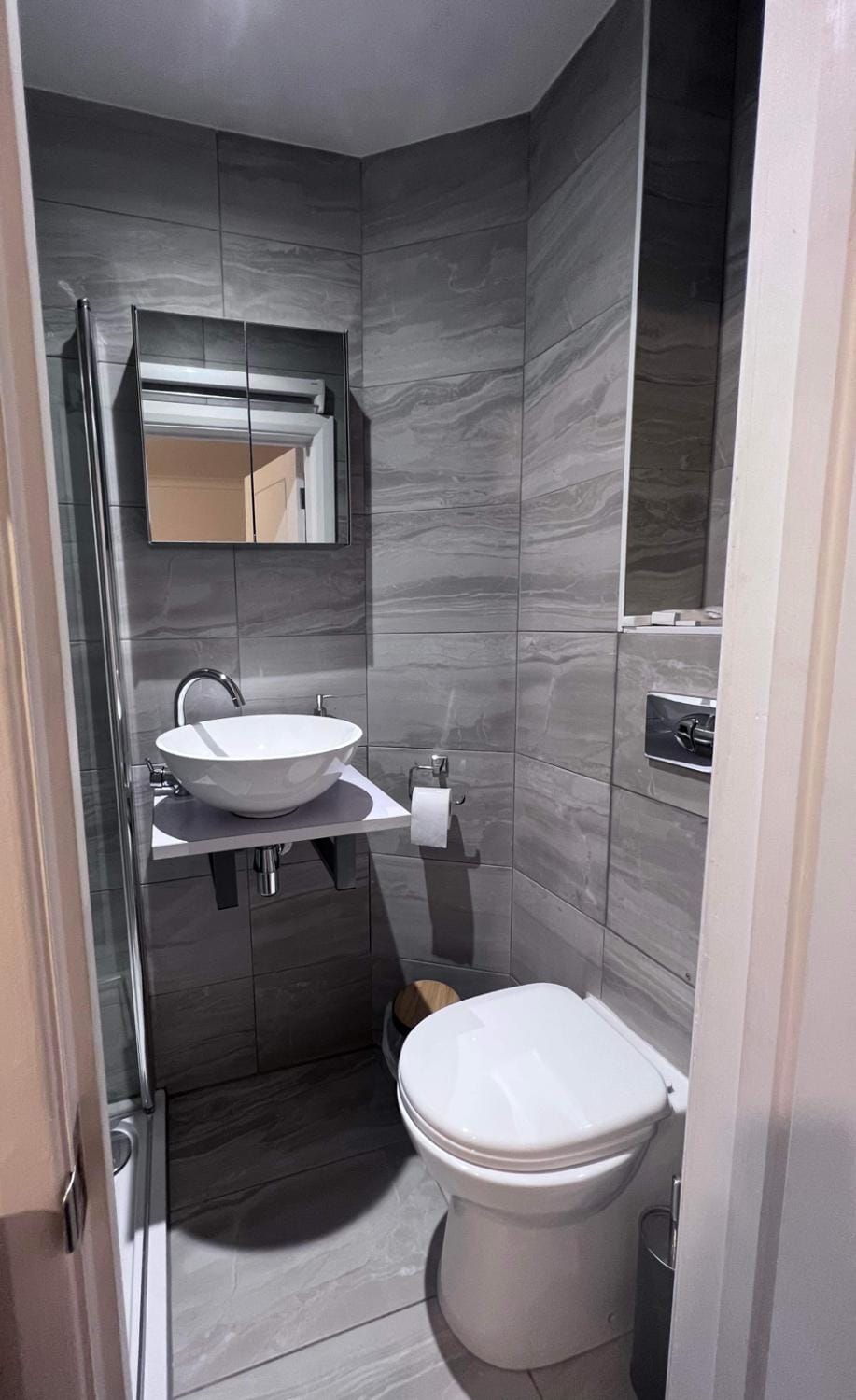 Number 25 Bed and Breakfast in Horley