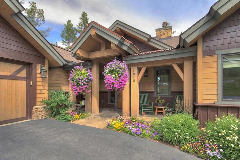 Moose Crossing Lodge House in Breckenridge