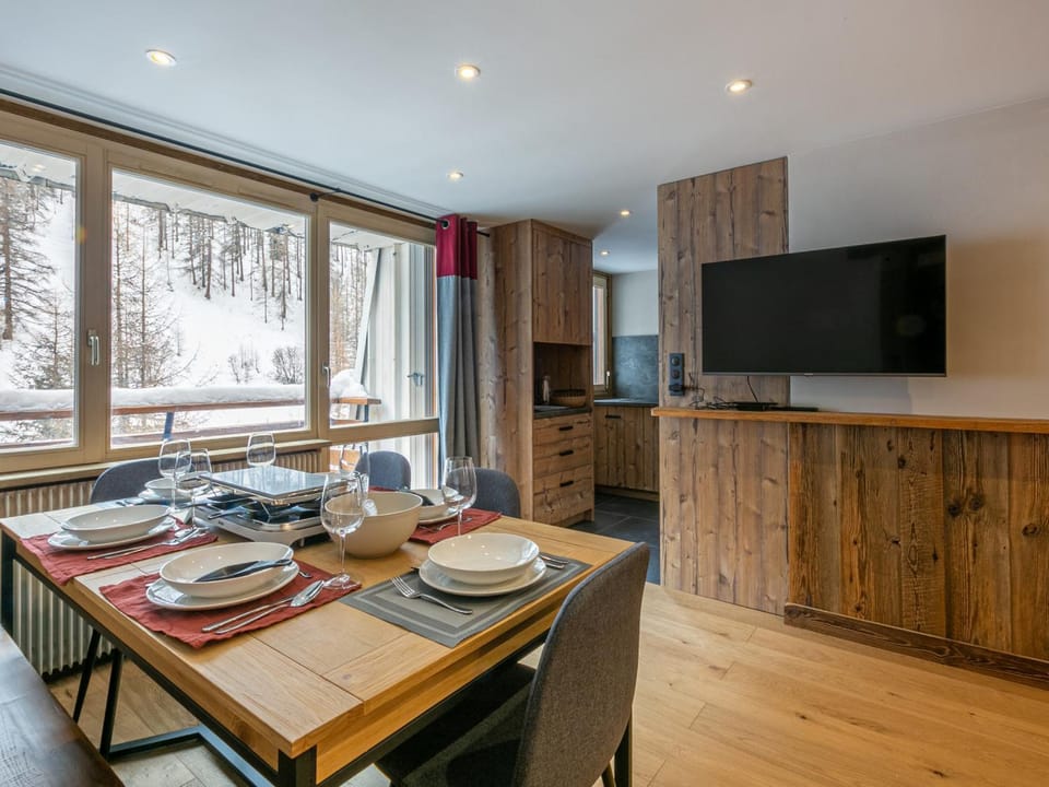 Appartement élégant - 6 pers. proche pistes - FR-1-694-311 Apartment in Val dIsere