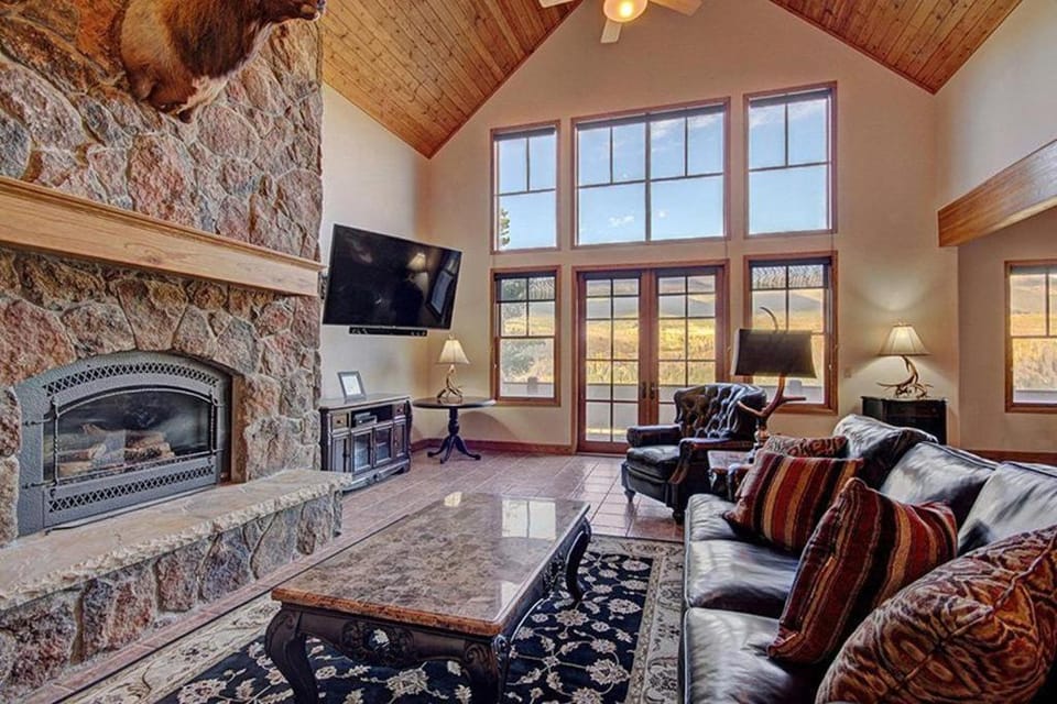 Ten Peaks Lodge House in Breckenridge