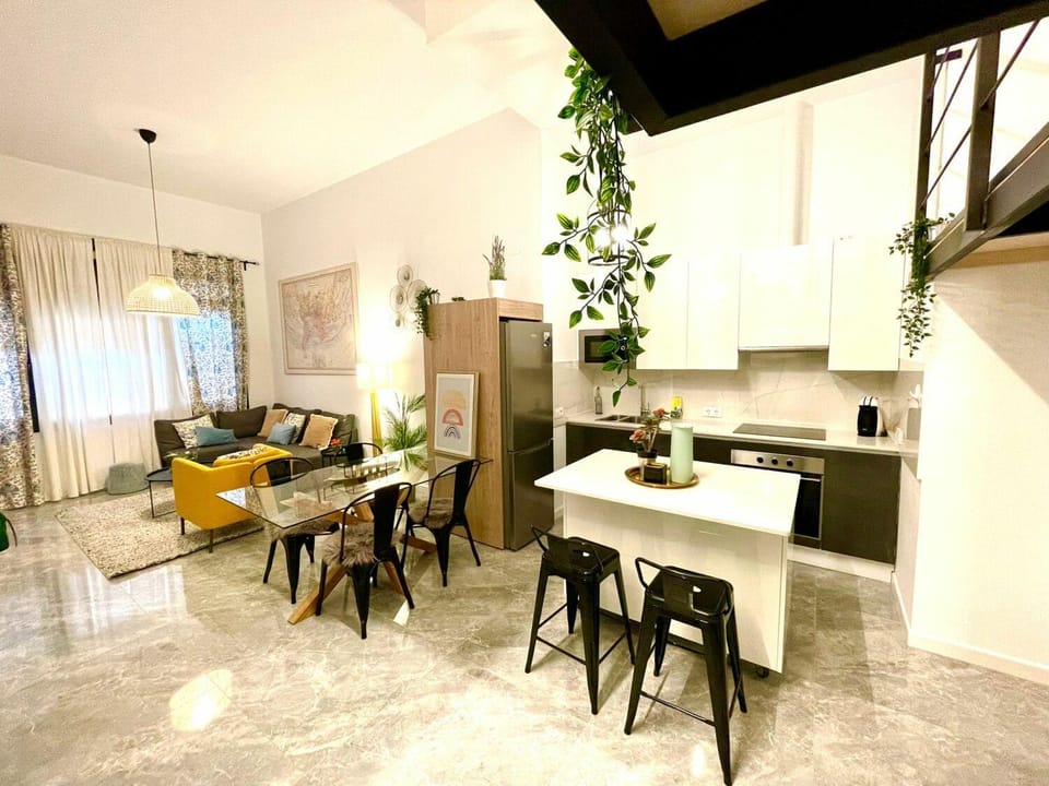 Kitchen or kitchenette, Living room, Dining area