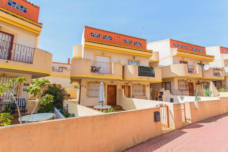 236 Sunny Duplex -Alicante Holiday House in Vega Baja del Segura