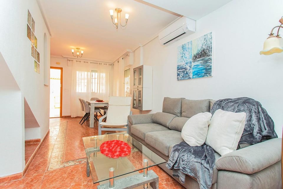 236 Sunny Duplex -Alicante Holiday House in Vega Baja del Segura