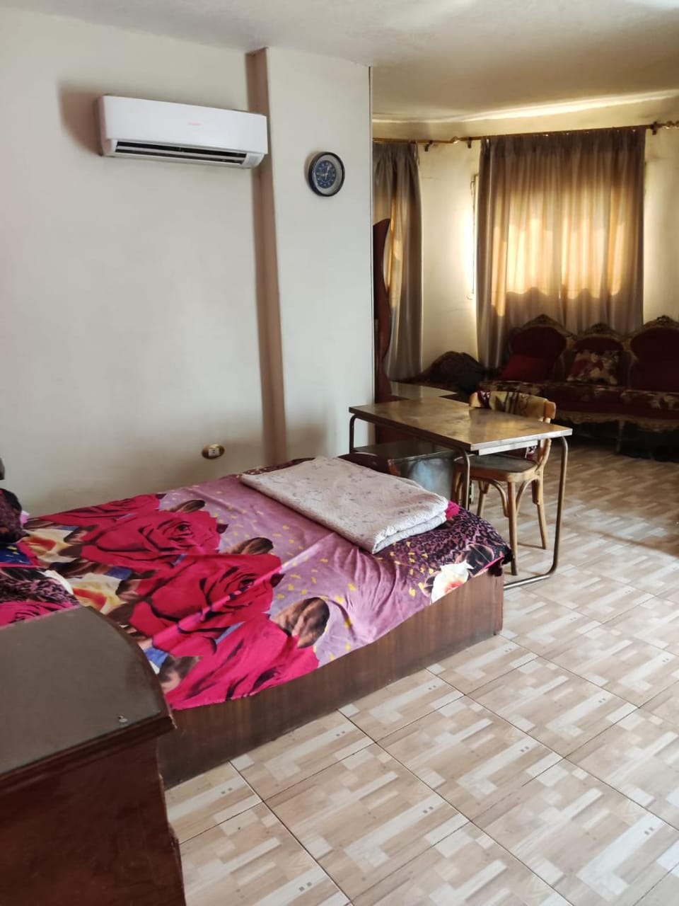 Bed, Bedroom, air conditioner