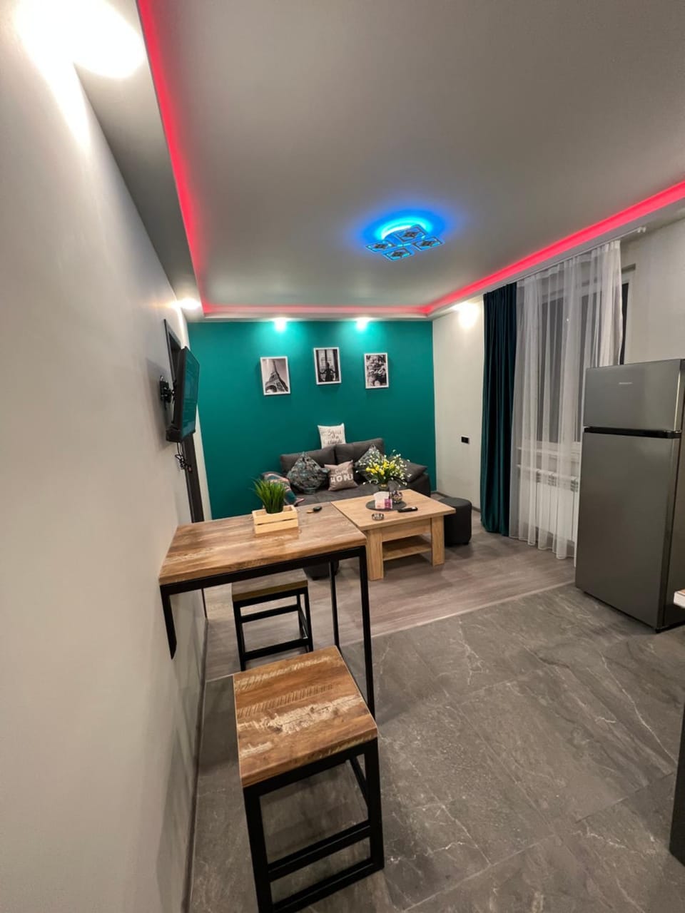 ROMANTIC ATMOSPHERE Self Check In Apartment in Yerevan