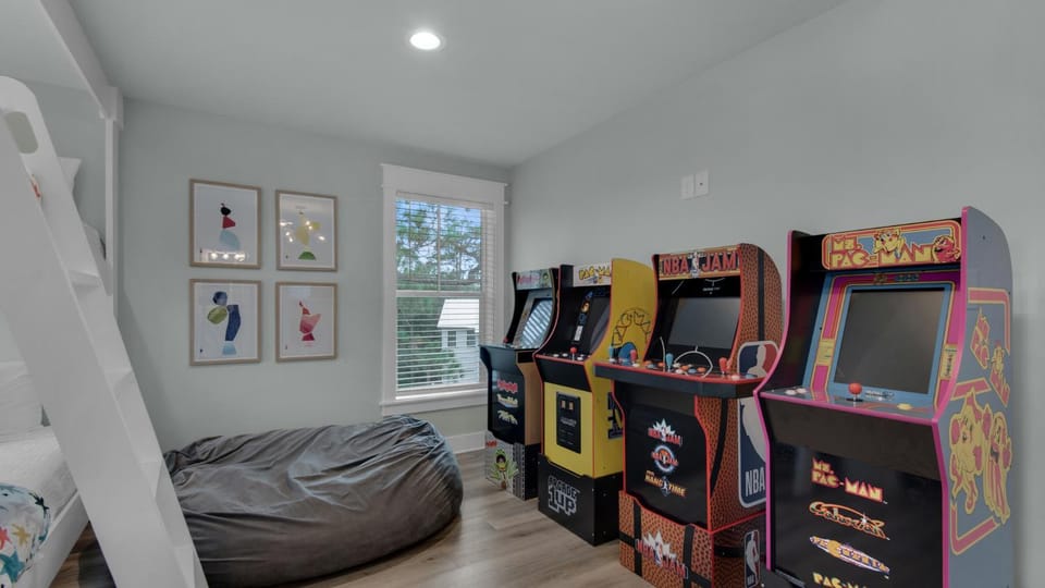 Resting Beach Face House in Rosemary Beach