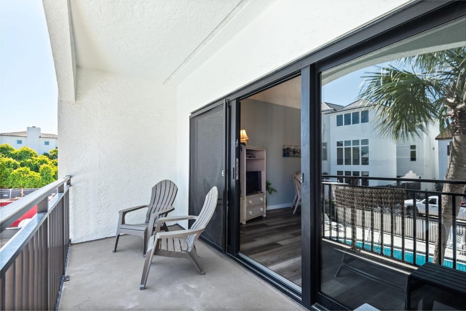 Palms B5 House in South Walton County