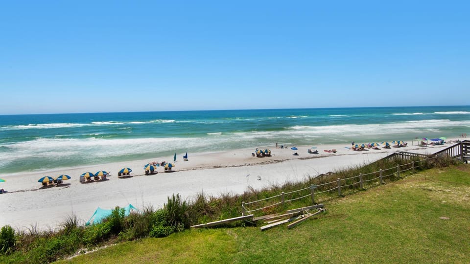 Beachside Condo 6 House in South Walton County