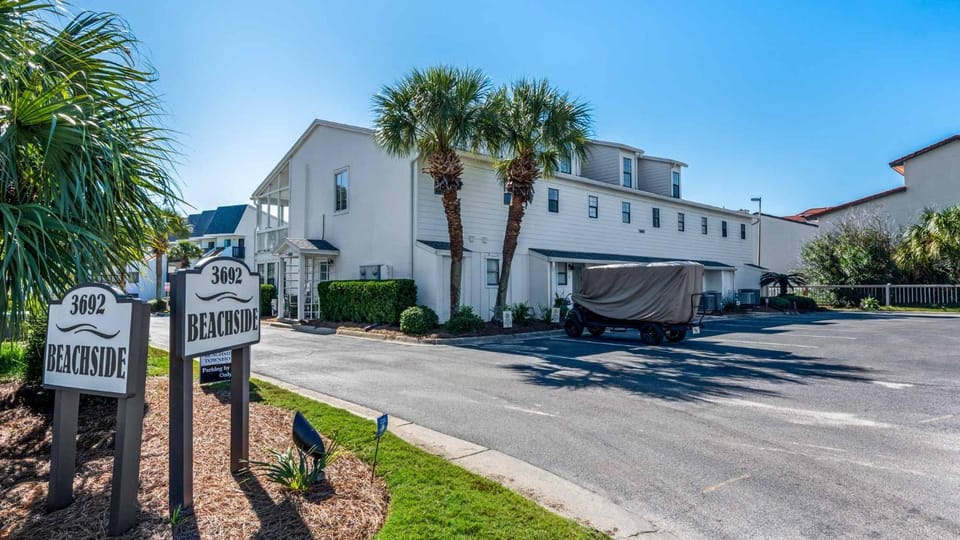 Beachside Condo 13 House in South Walton County