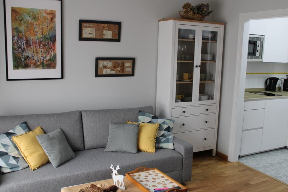 Kitchen or kitchenette, Living room, Seating area