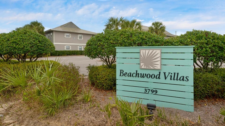 Beachwood Villas 8E House in South Walton County