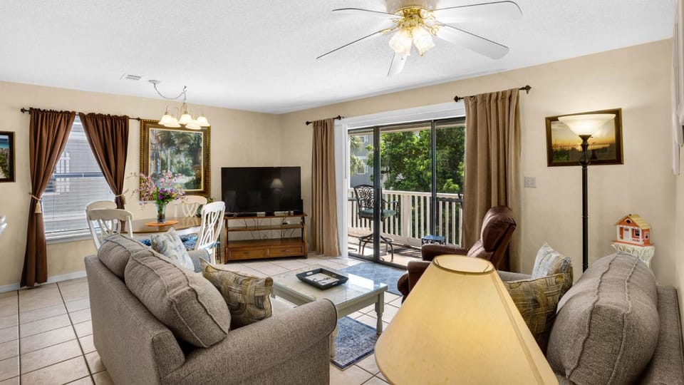Beachwood Villas 13H House in South Walton County