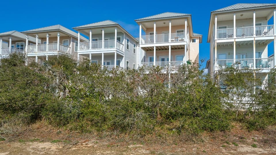 Float Away House in Seacrest