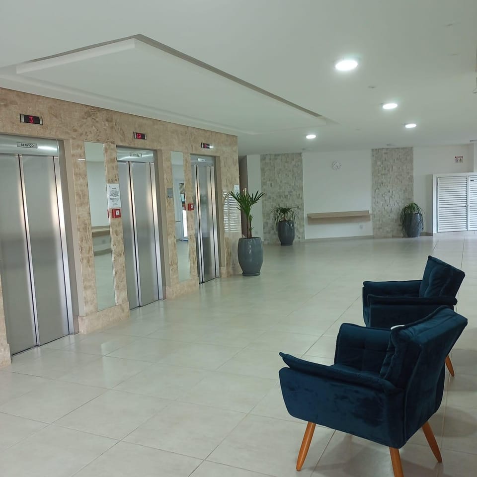 Lobby or reception, elevator