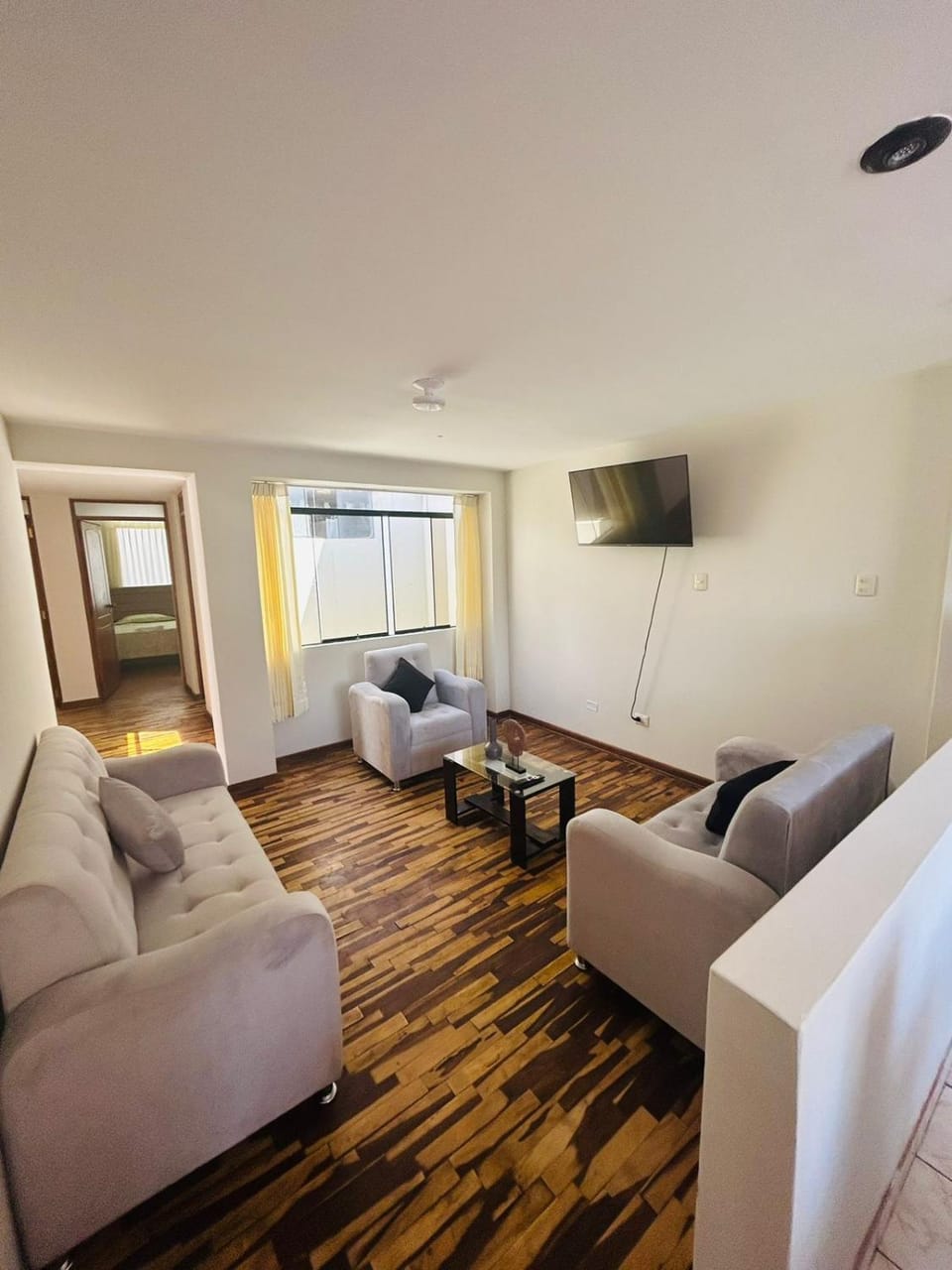 TV and multimedia, Living room, Seating area