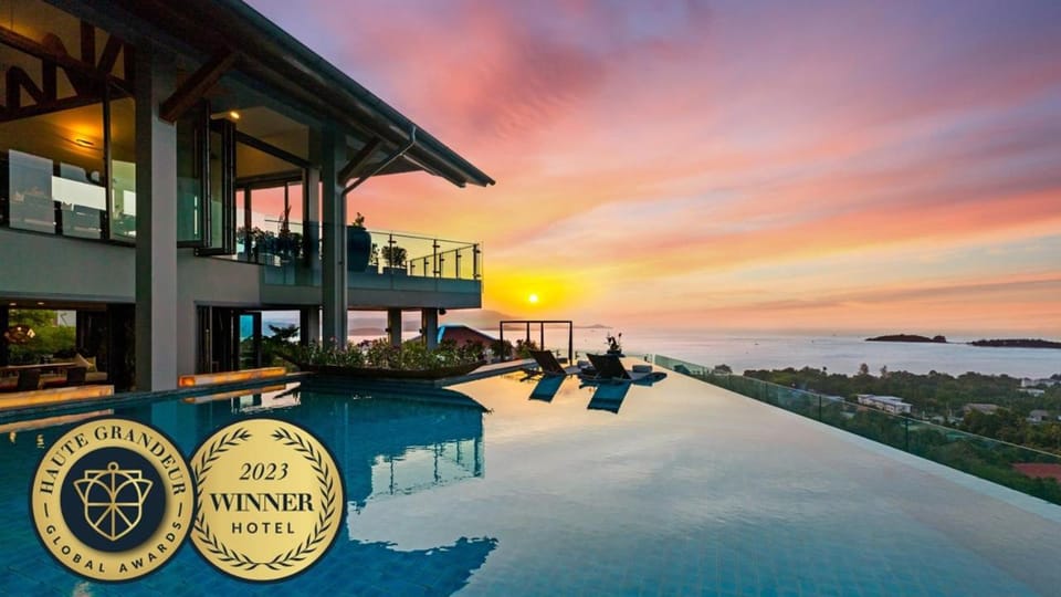 Property building, Day, Pool view, Sea view, Swimming pool
