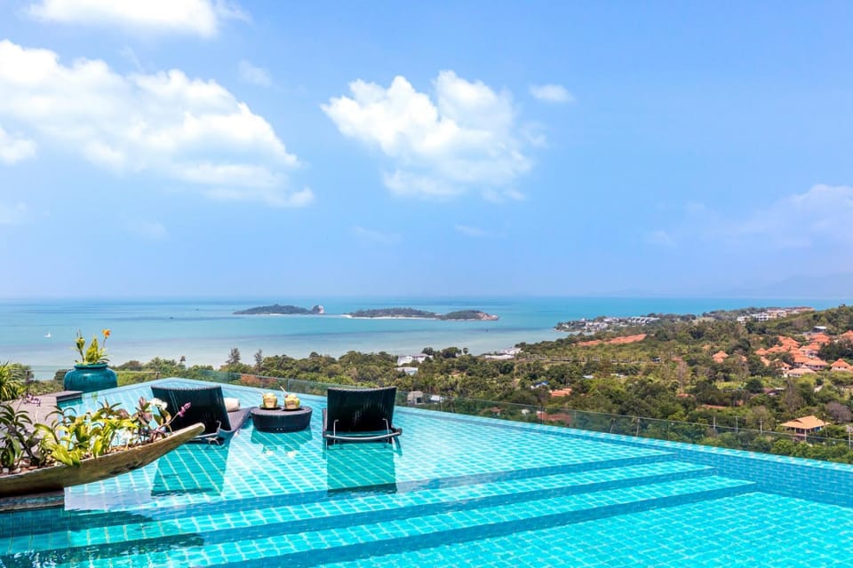 Patio, Day, View (from property/room), Balcony/Terrace, Pool view, Sea view, Swimming pool, Swimming pool, sunbed