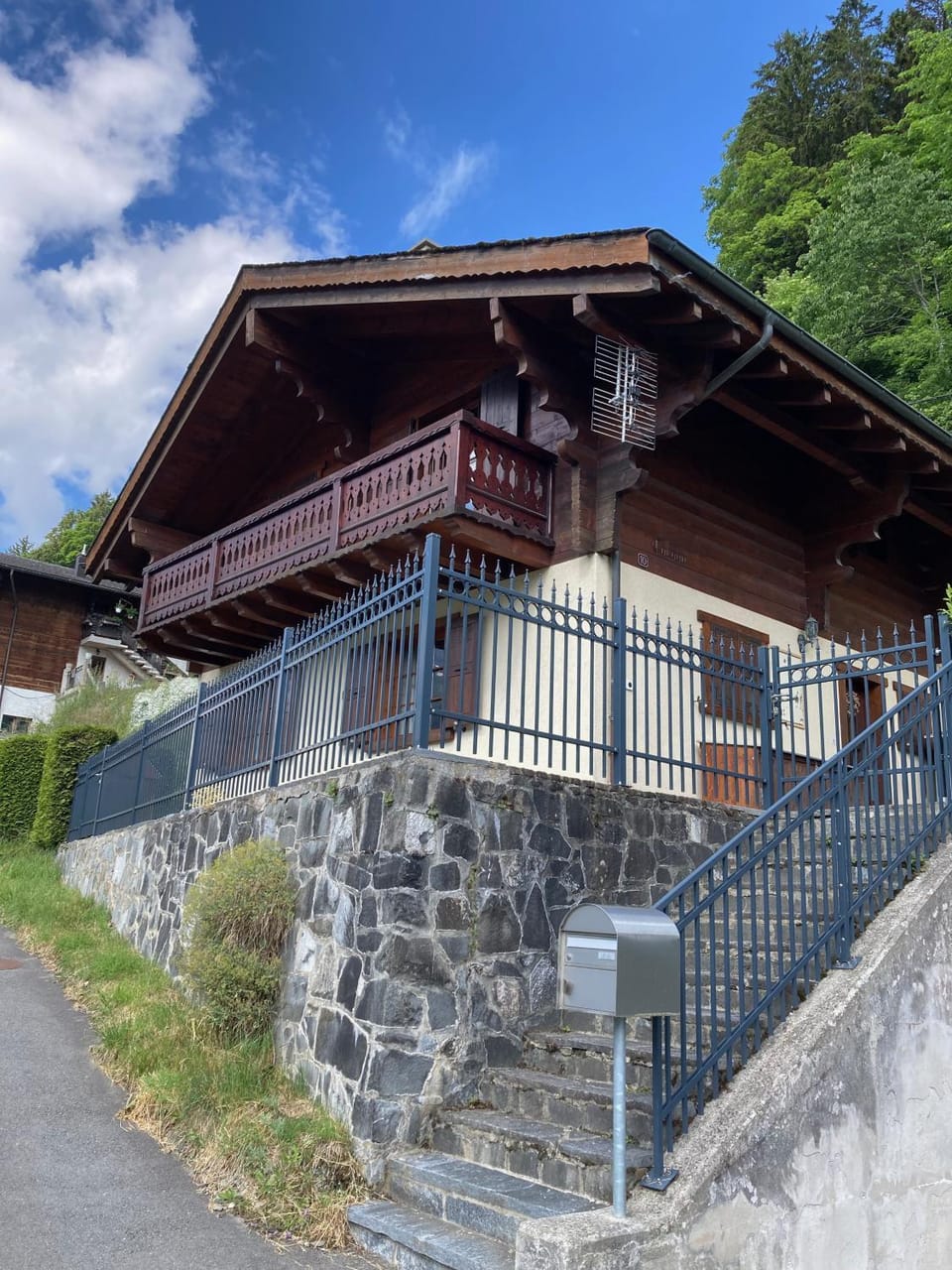 Property building, Day