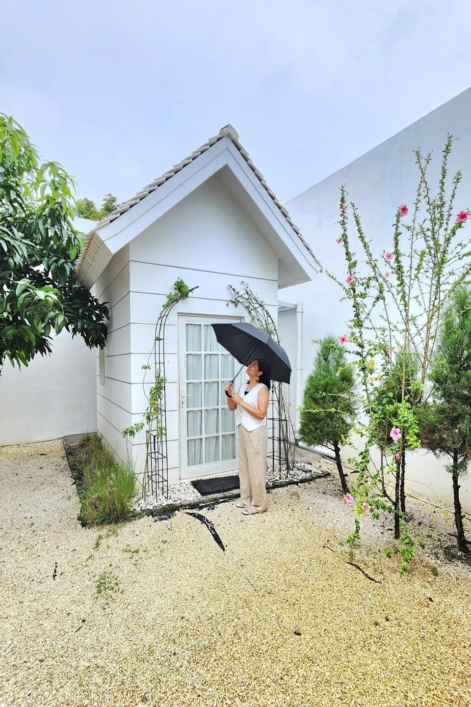 People, Garden view