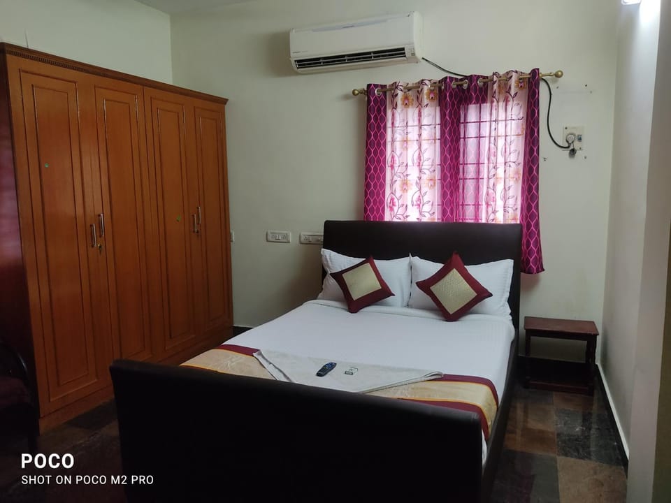 Bed, air conditioner