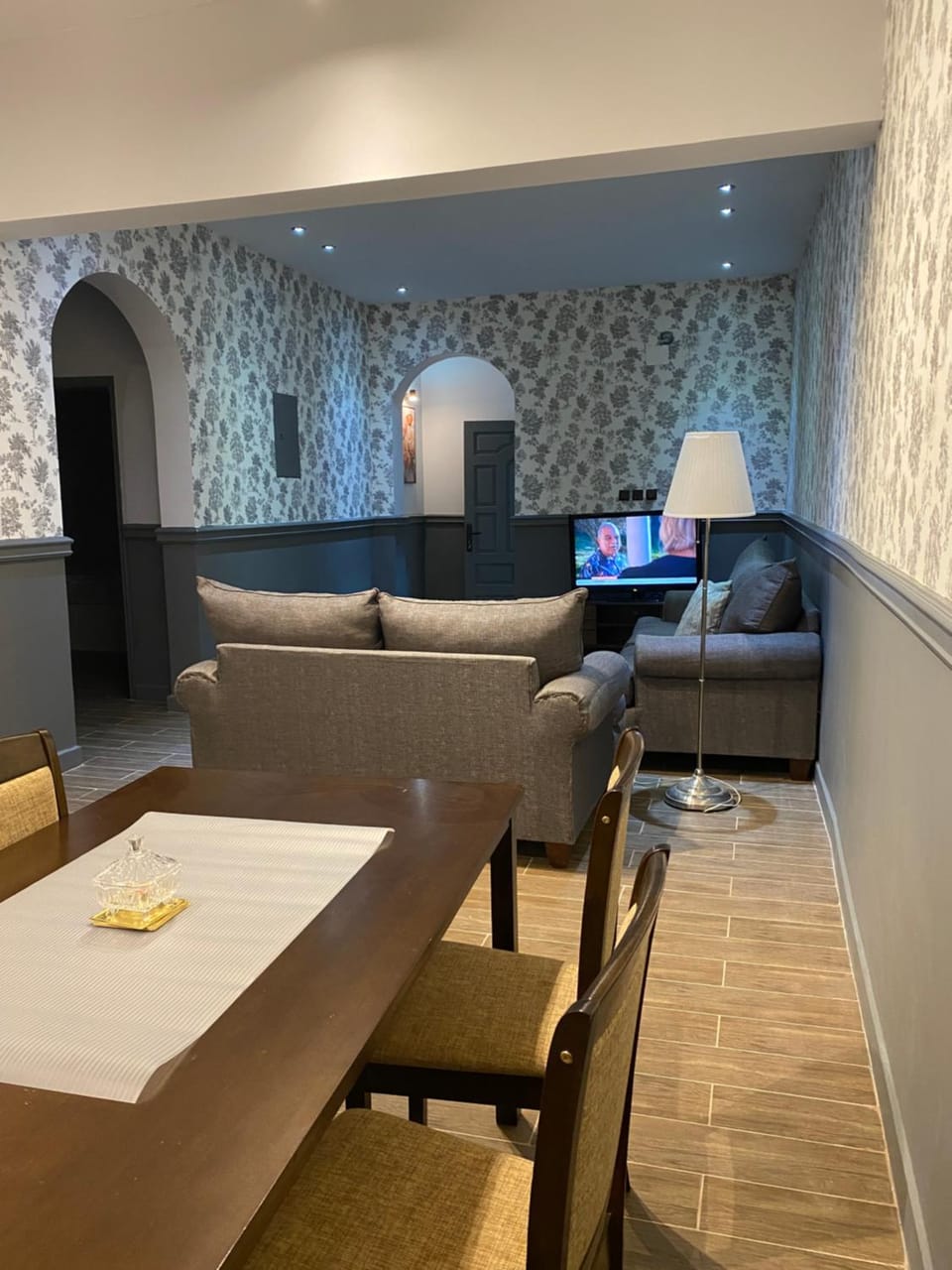 Living room, Dining area