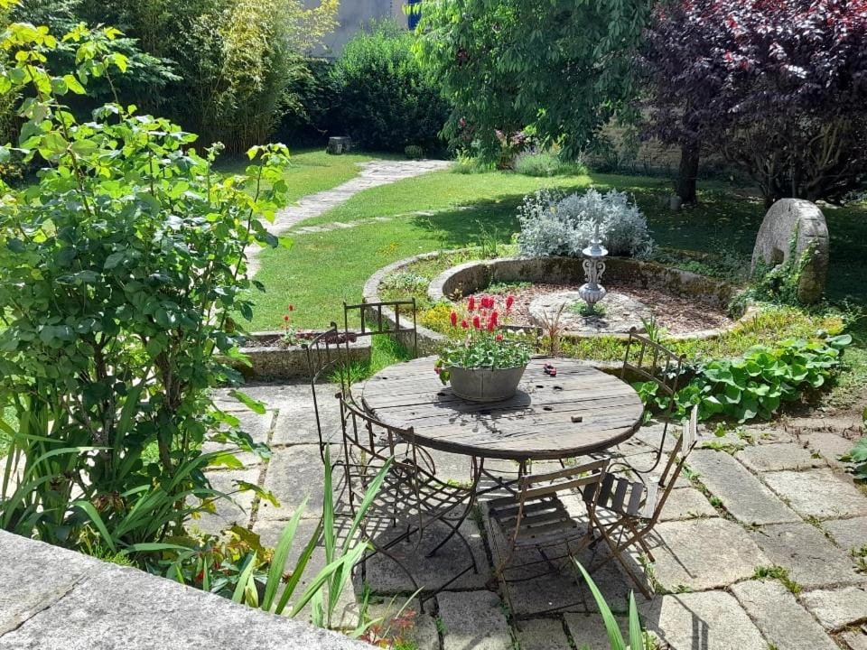 Suite privative terrasse Bed and Breakfast in Alençon