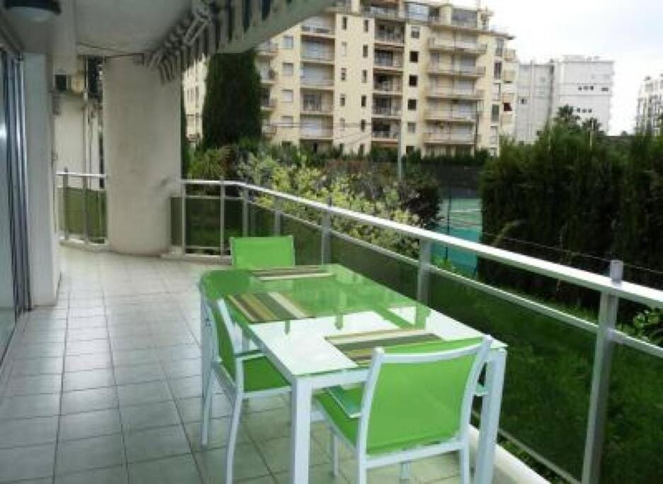 Property building, Patio, View (from property/room), Balcony/Terrace, Living room, Seating area