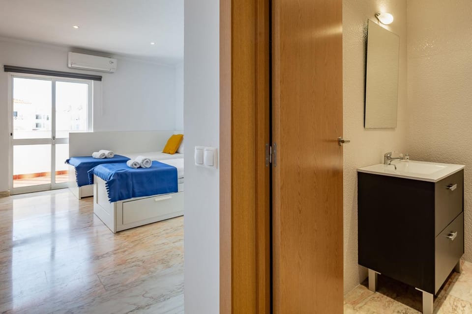 Duas Palmeiras by LovelyStay Apartment in Albufeira