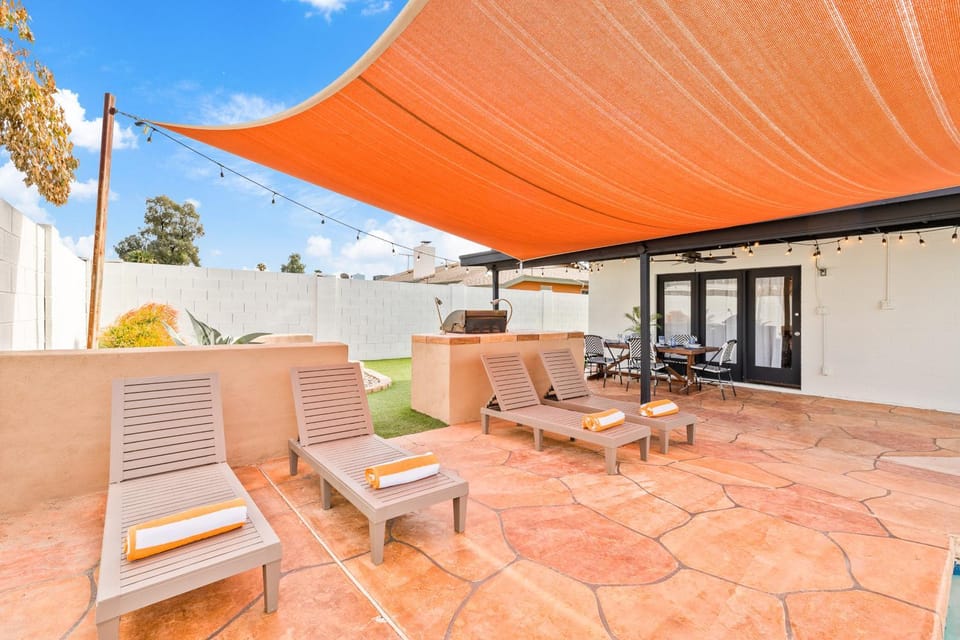 Backyard Oasis: Phoenix Gem Near Hiking & Golfing! House in Phoenix