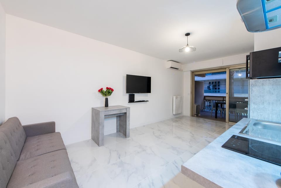 VILLA CLIPPER Apartment in Antibes