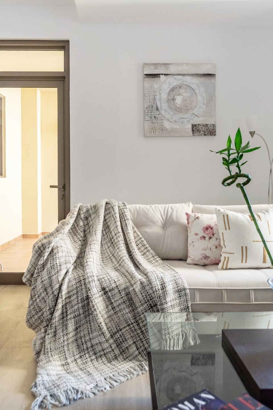 The Smart Concierge - Amwaj 4 House in Dubai