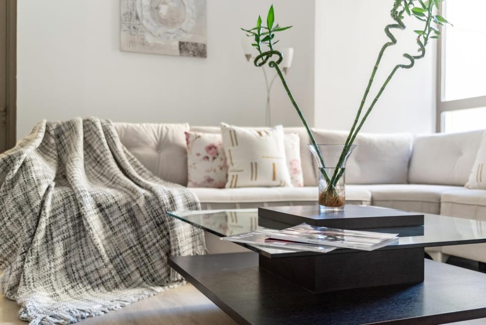 The Smart Concierge - Amwaj 4 House in Dubai