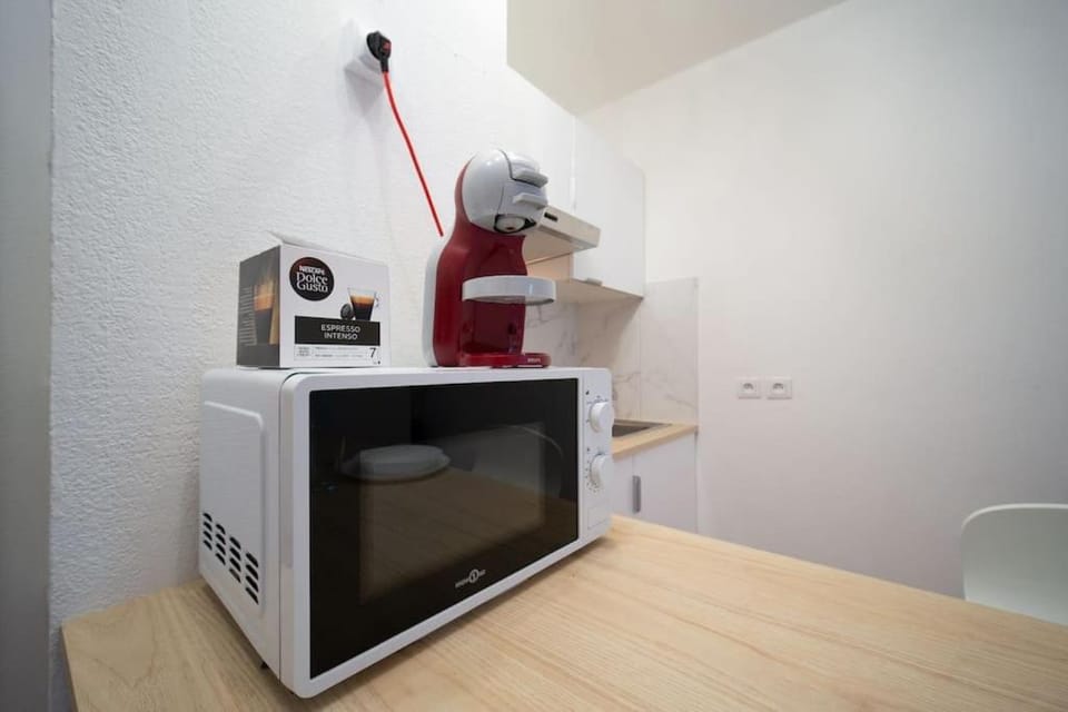 Fully equipped apartment 2 to 4 people St Charles Apartment in Marseille