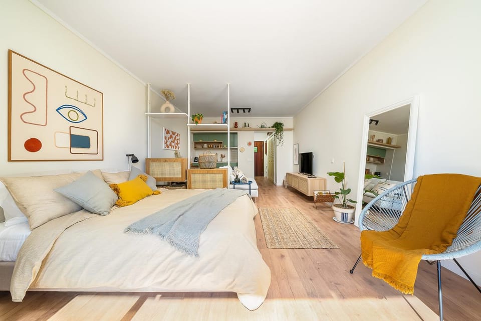 Bed, Bedroom