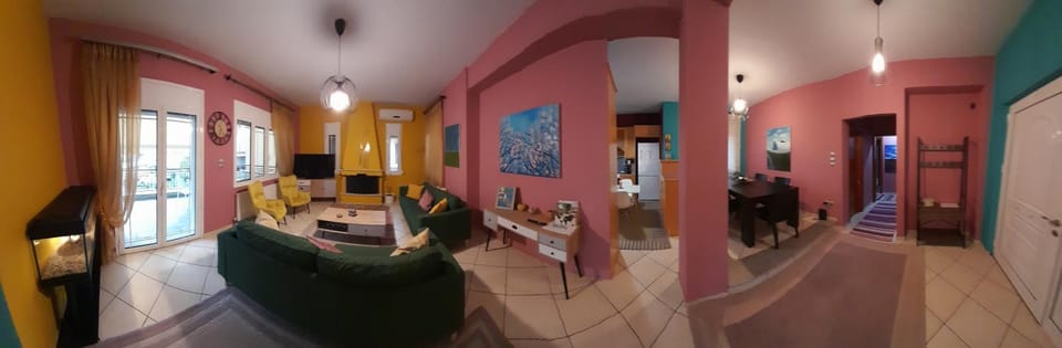 Living room, Dining area, kitchen