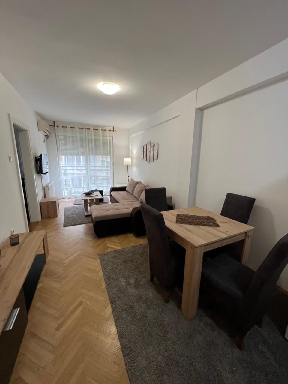 TV and multimedia, Living room, Seating area