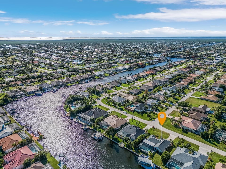 Villa Chillax N' Waterways - Cape Coral - Roelens Vacations House in Cape Coral