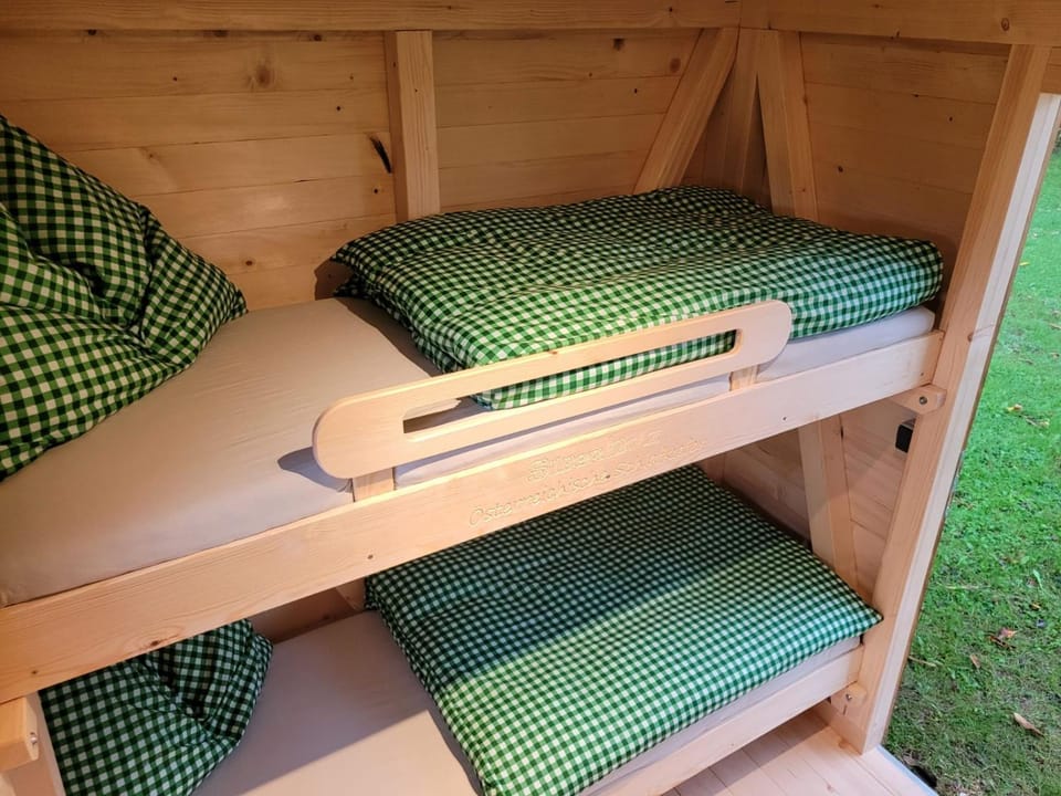 Photo of the whole room, bunk bed