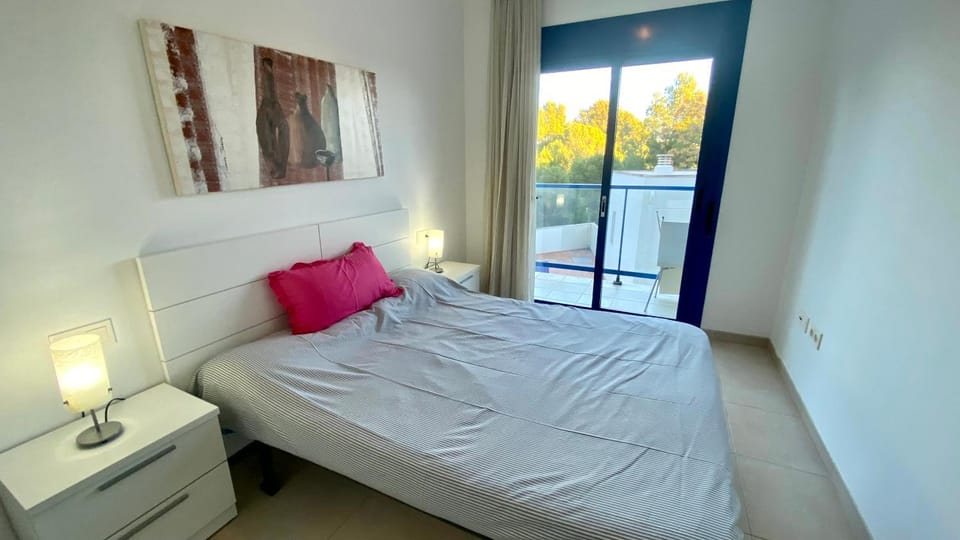 Bed, Photo of the whole room