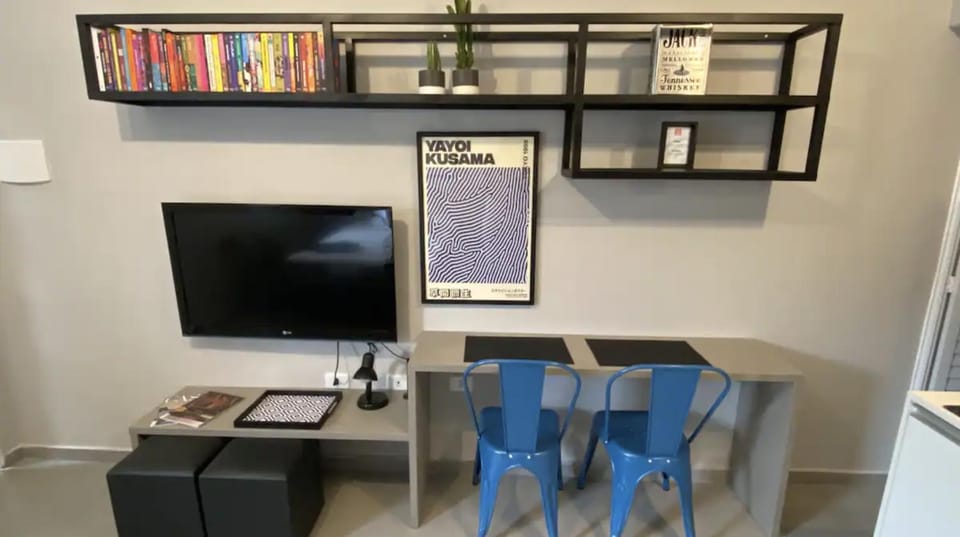 Communal lounge/ TV room, Dining area