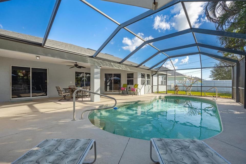 Villa Bella Sage - Cape Coral - Roelens Vacations House in Cape Coral