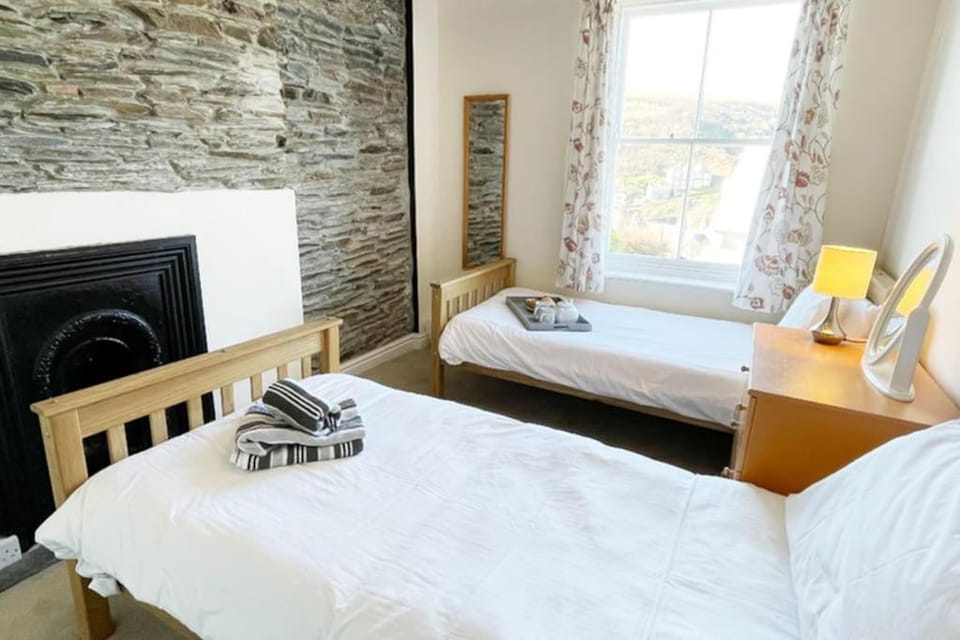 Morwenna, Port Isaac Bay Holidays House in Port Isaac